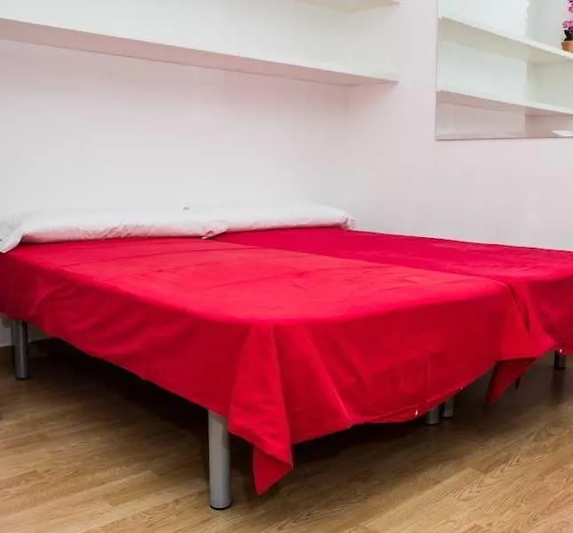 Cool & Chic Hostel L'Hospitalet de Llobregat 0*,  Spain